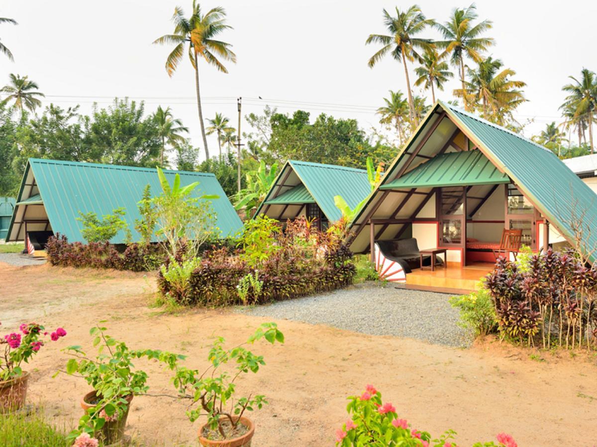 Kadaloram Beach Resort Kochi Extérieur photo